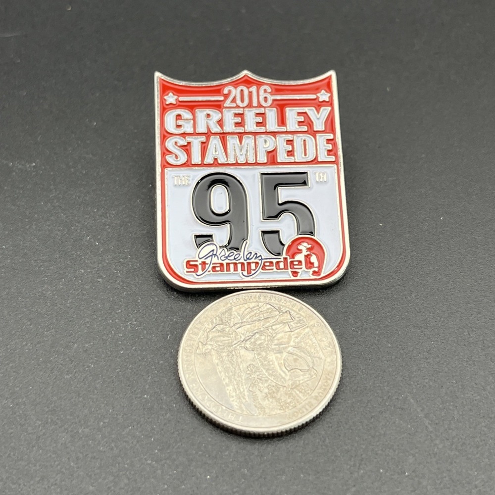 2016 Greeley Stampede‎ Rodeo 95 Years Lapel Hat Pin - Picture 2 of 3